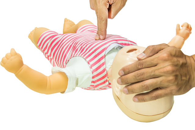 Ép ngực trẻ sơ sinh